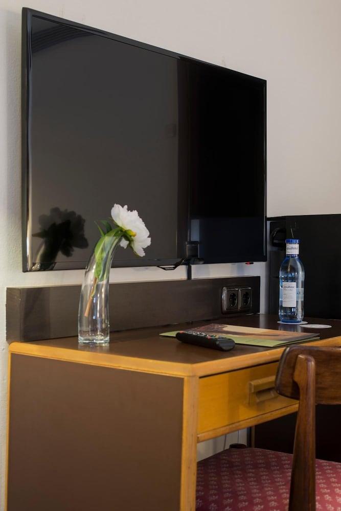 Hotel Goya Zaragoza Bagian luar foto