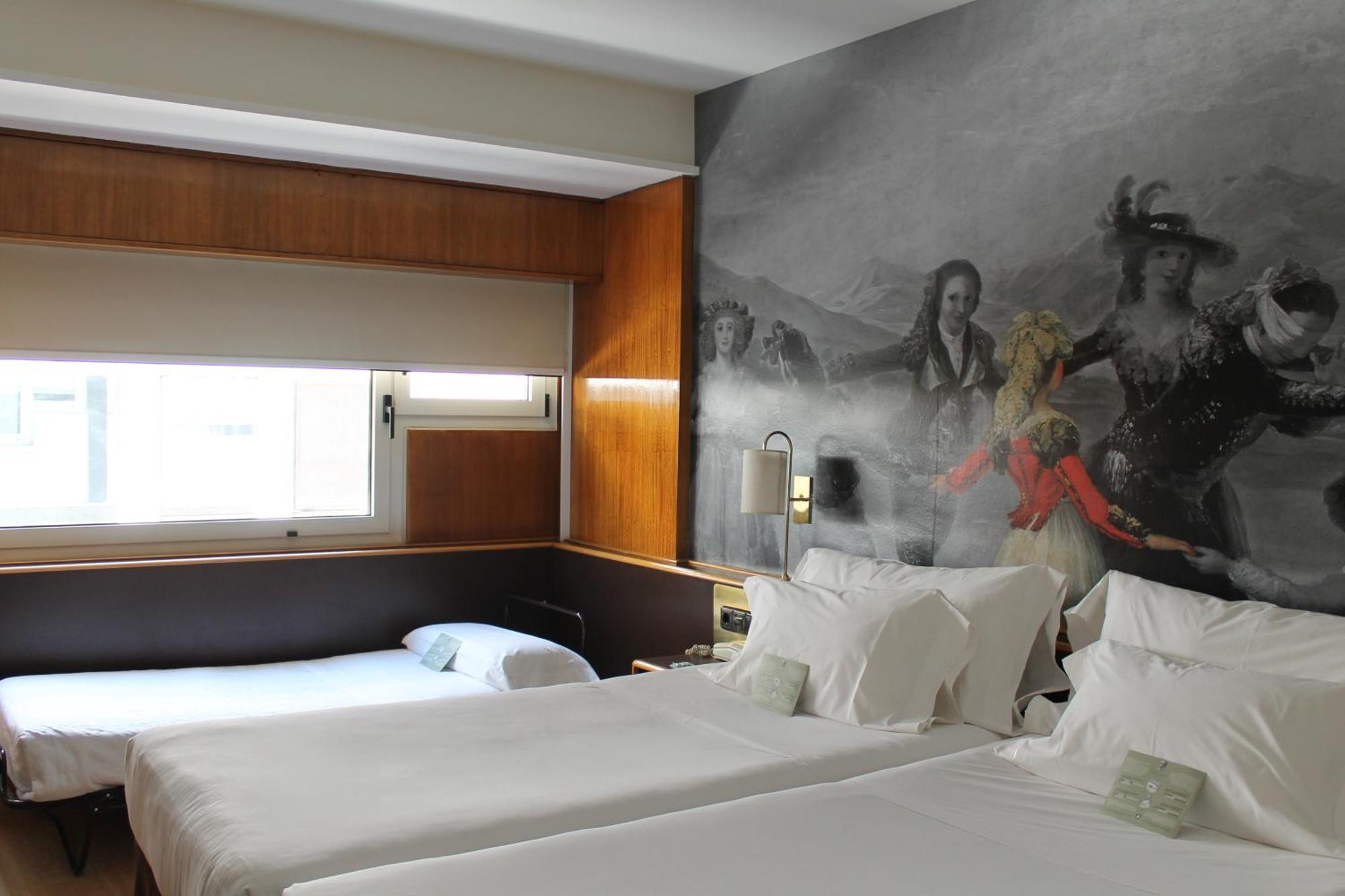 Hotel Goya Zaragoza Bagian luar foto