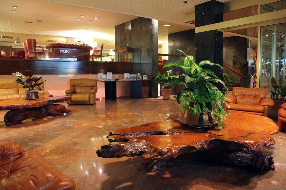 Hotel Goya Zaragoza Bagian luar foto