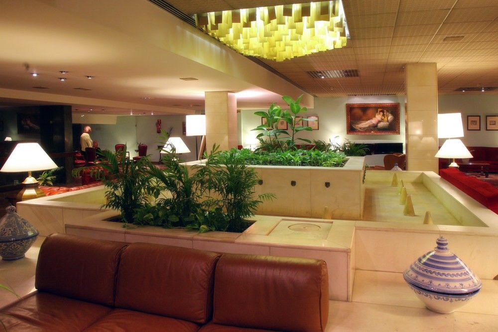 Hotel Goya Zaragoza Bagian luar foto