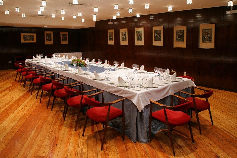 Hotel Goya Zaragoza Bagian luar foto