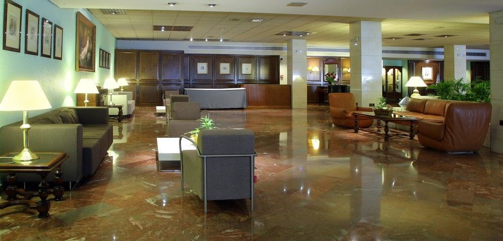 Hotel Goya Zaragoza Bagian luar foto