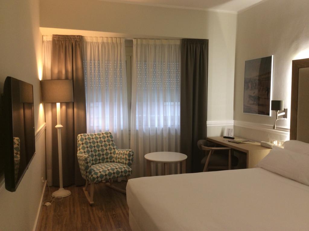 Hotel Goya Zaragoza Bagian luar foto